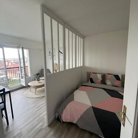 Lumineux Studio Avec Balcon / Cosy Flat With Balcony Lejlighed Villejuif Eksteriør billede