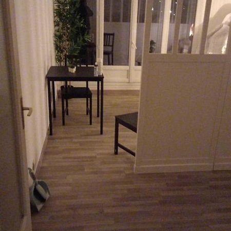 Lumineux Studio Avec Balcon / Cosy Flat With Balcony Lejlighed Villejuif Eksteriør billede